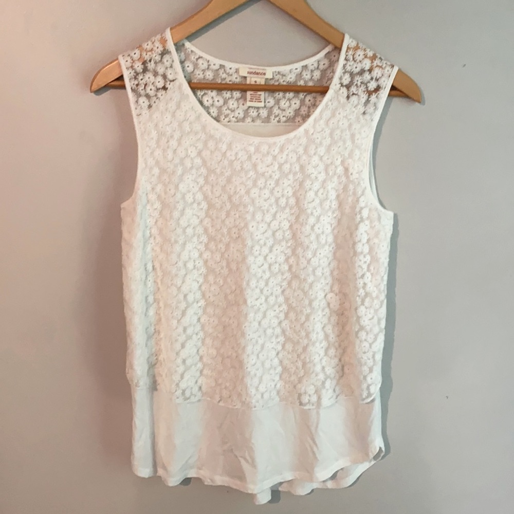 Sundance! White cotton blend, daisy tank top Small